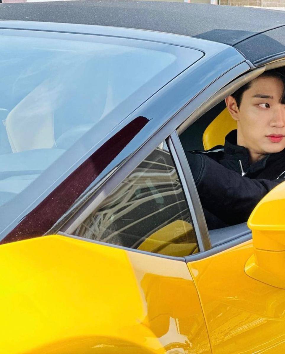 potret Kim Jae Won di balik layar drakor Hierarchy (instagram.com/rlawodnjs_)