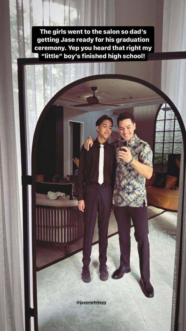 potret wisuda Jason White (instagram.com/andrew.white._)
