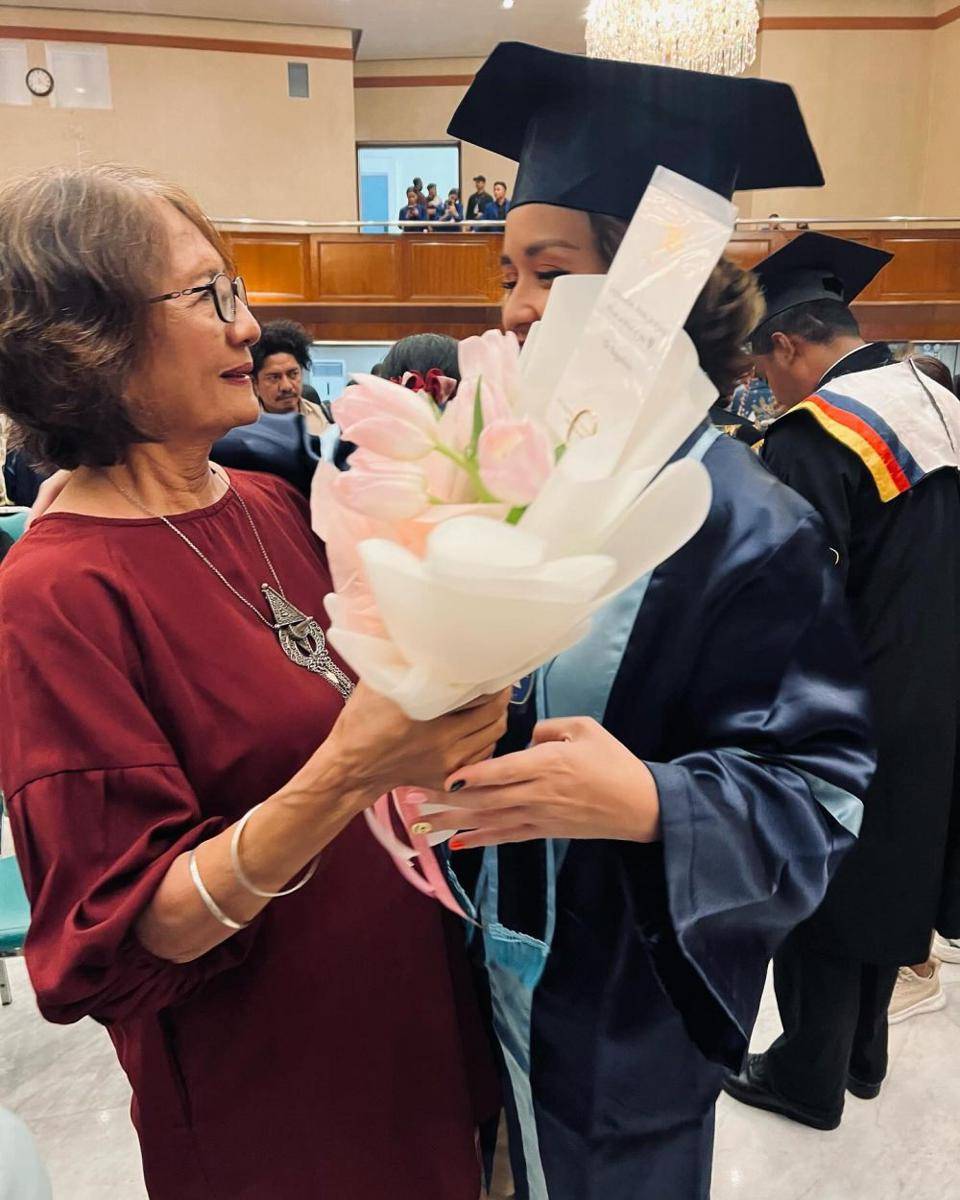 potret wisuda Joanna Alexandra (instagram.com/joannaalexandra)