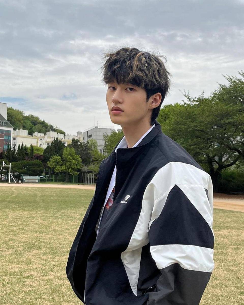 potret Yoo Joo Chan (instagram.com/marti_.no._)
