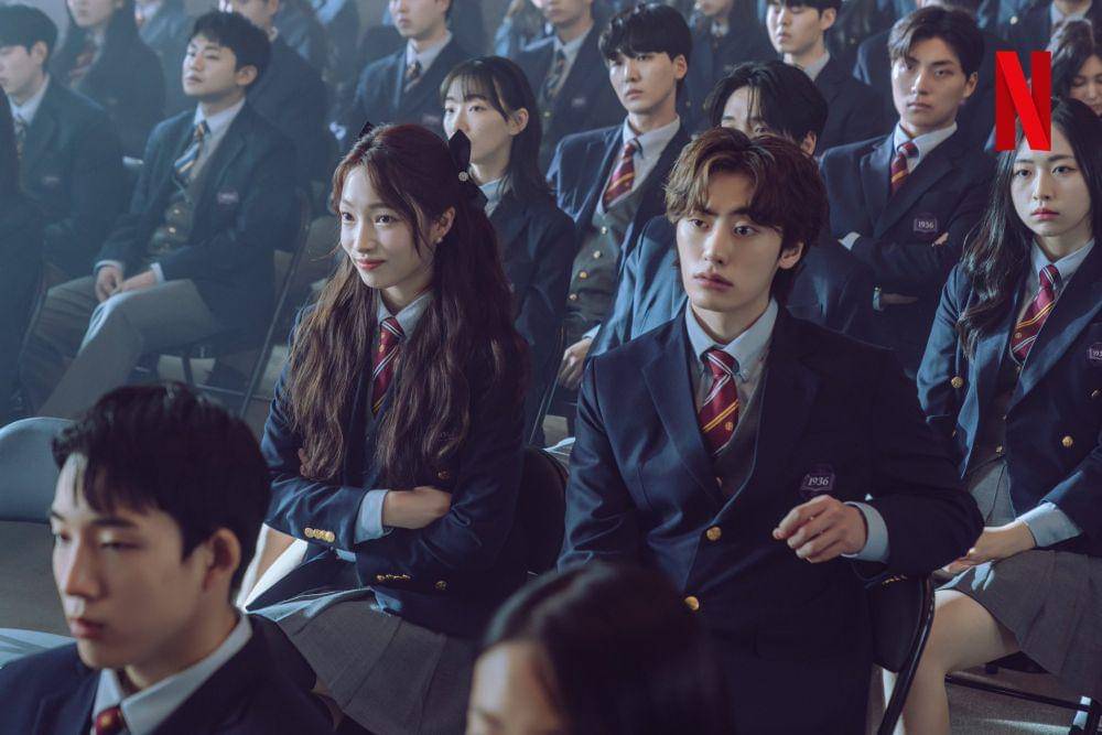 Ji Hye Won dan Lee Won Jung di Hierarchy (dok. Netflix/Hierarchy)