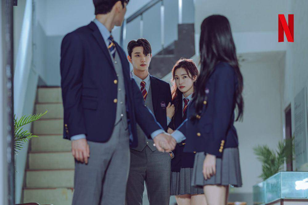 Kim Jae Won dan Ji Hye Won di Hierarchy (dok. Netflix/Hierarchy)