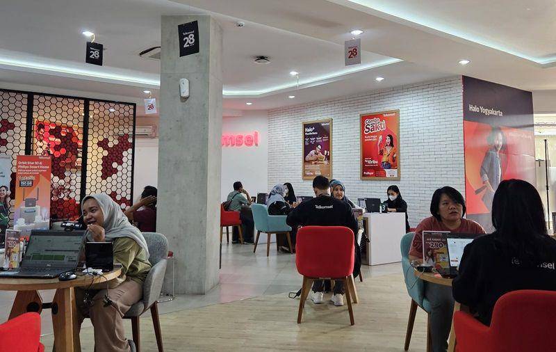 ilustrasi suasana di gerai GraPari Telkomsel Yogyakarta (google.com/maps/Cynthia Annisa)