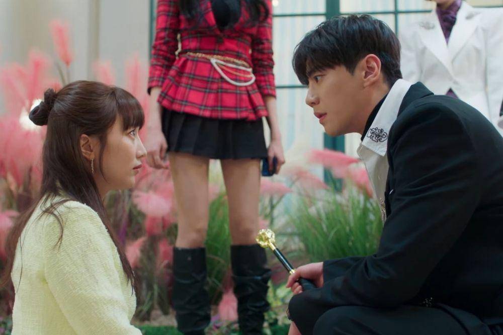 cuplikan Pyo Ye Jin dan Lee Jun Young di drakor Dreaming of a Freaking Fairytale (youtube.com/TVING_official)