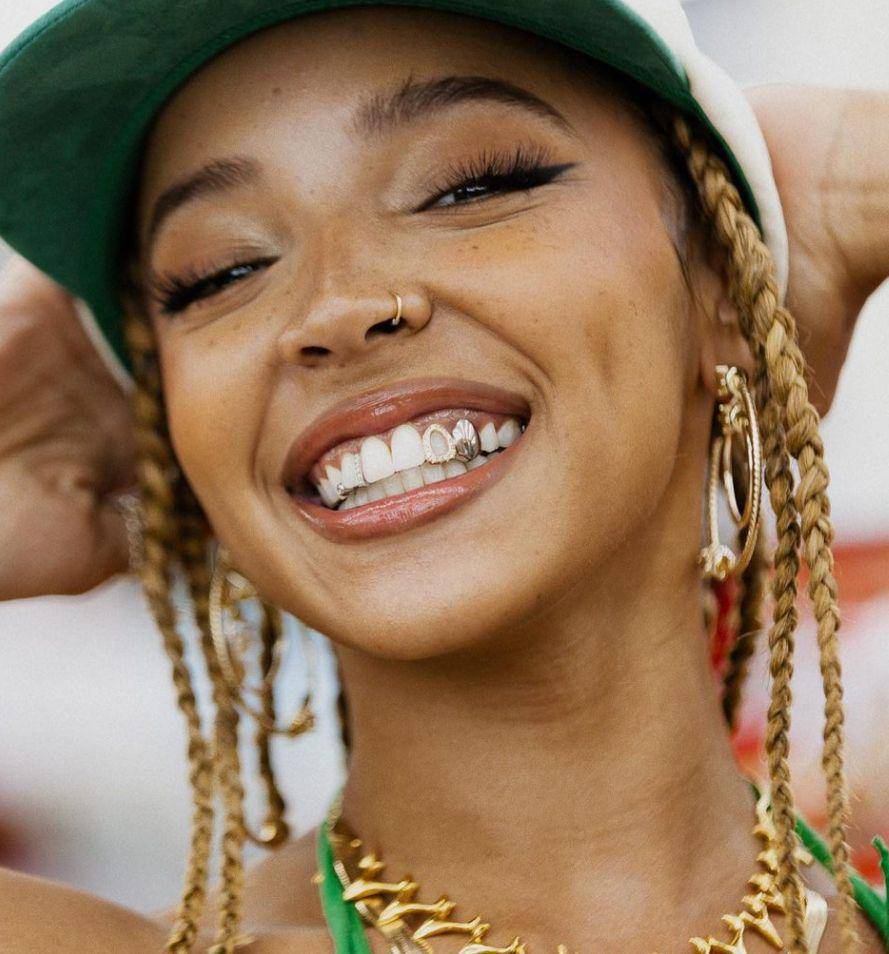 Tinashe (instagram.com/tinashenow)