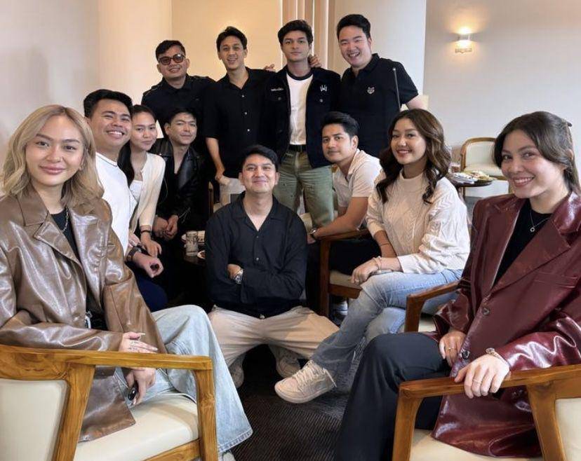 potret seleb hadiri grand opening bisnis biliar Billy Syahputra (Instagram.com/havizadevianjani)