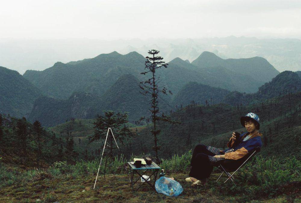ilustrasi piknik di gunung (pexels.com/Duc Nguyen)