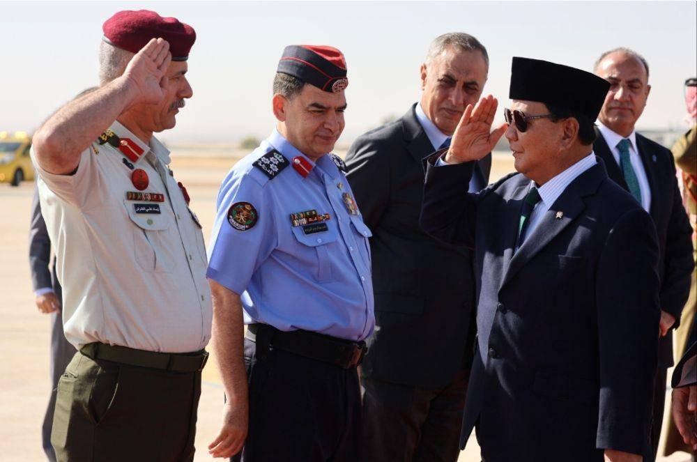 Menteri Pertahanan dan Presiden terpilih, Prabowo Subianto ketika tiba di Amman, Yordania pada Senin, 10 Juni 2024. (Dokumentasi Kemenhan)
