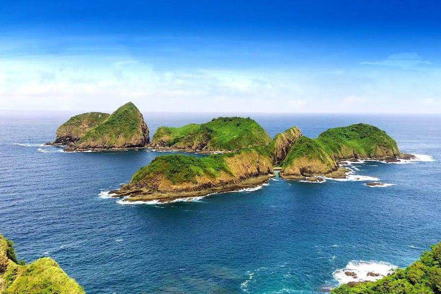 Pulau Bedil Banyuwangi (maps.google.com/4NC Explorer)