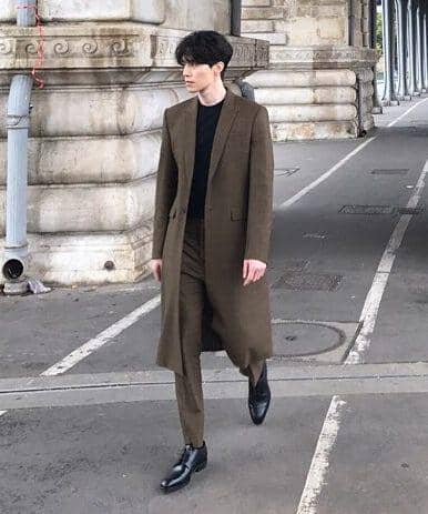 potret Lee Dong Wook (instagram.com/leedongwook_official/)