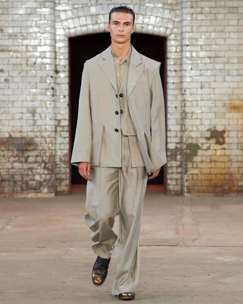 QASIMI S/S '25 di London Fashion Week Menswear 2024 (instagram.com/qasimi_official)