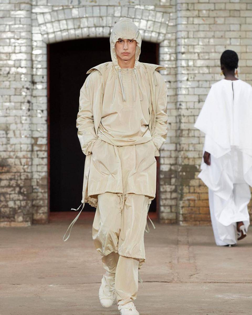 QASIMI S/S '25 di London Fashion Week Menswear 2024 (instagram.com/qasimi_official)