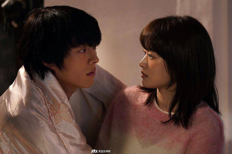 Bok Gwi Ju (Jang Ki Young) dan Do Da Hae (Chun Woo Hee) di drakor The Atypical Family (instagram.com/jtbcdrama)