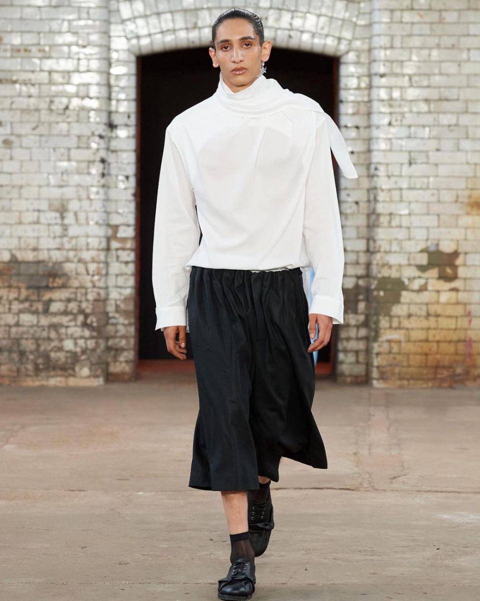 QASIMI S/S '25 di London Fashion Week Menswear 2024 (instagram.com/qasimi_official)