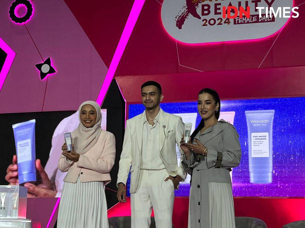 Jakarta x Beauty menggelar talkshow bertajuk 'Level Up Cleansing Game with Wardah NMF Amino' pada Minggu (9/6/2024) di JCC Senayan (IDN Times/Nisa Zarawaki)