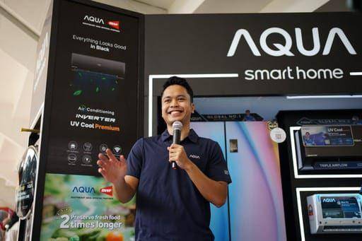 Jumpa fans Gregoria dan Ginting di Indonesia Open 2024. (Dok. AQUA)