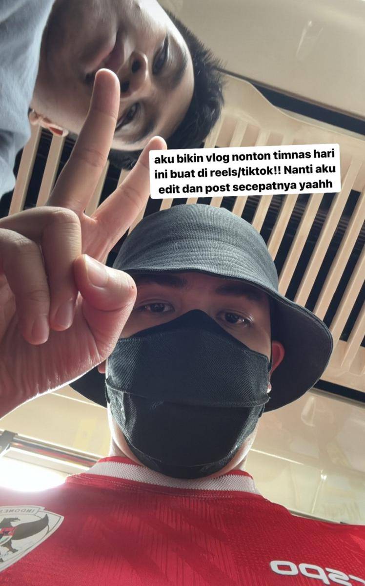 potret Jerome Polin nonton langsung timnas di GBK (instgaram.com/jeromepolin)