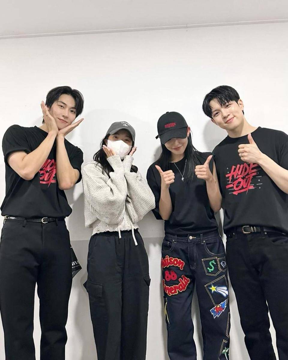 potret cast dan staf Lovely Runner nonton konser Seunghyub N.Flying (instagram.com/sssn9_zzzn9)