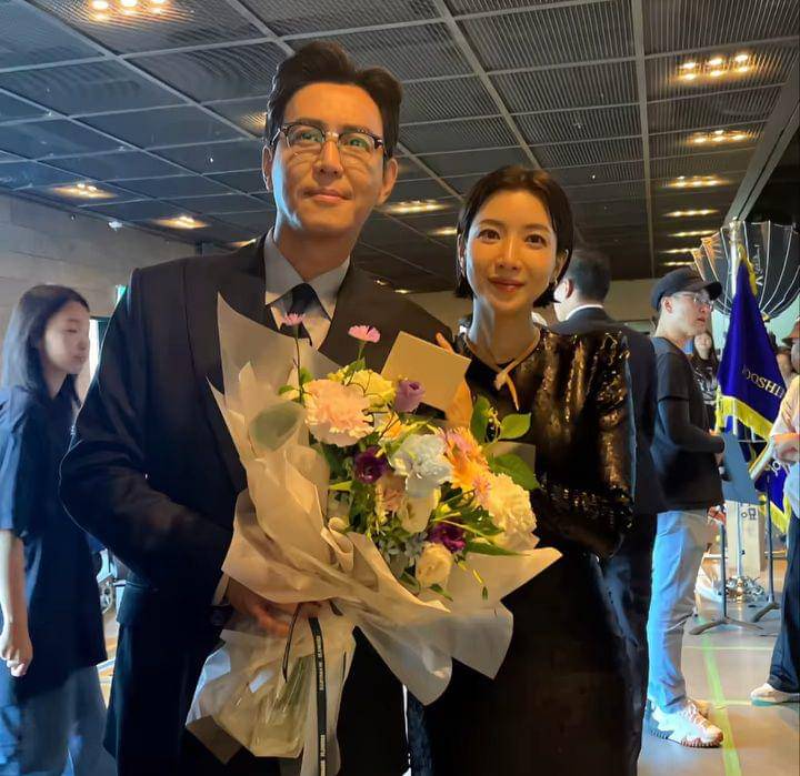 Choi Won Young dan Yoon Se Ah di balik layar Hierarchy (instagram.com/loveyoonsea)