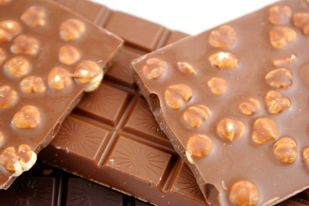 ilustrasi cokelat bar (vecteezy.com/Marco Guidi)