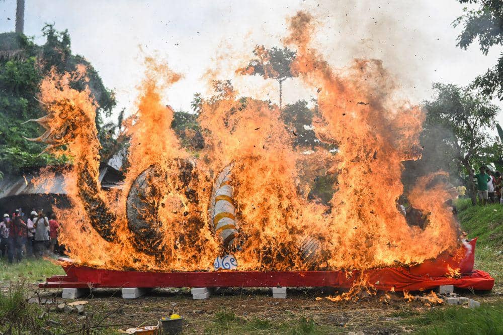 Perayaan Peh Cun 2024 di Tangerang ( ANTARA FOTO/Sulthony Hasanuddin)