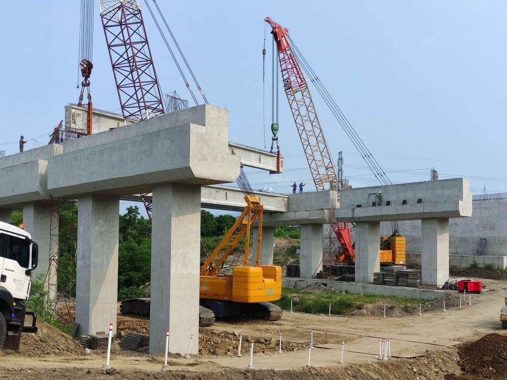Progres Masif Tol Solo-Jogja-YIA, 12 Girder Dipasang di Malang Jiwan