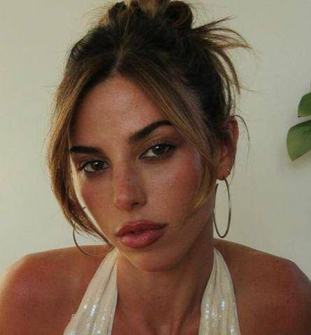 Victoria Villarroel (instagram.com/victoriavillarroel)