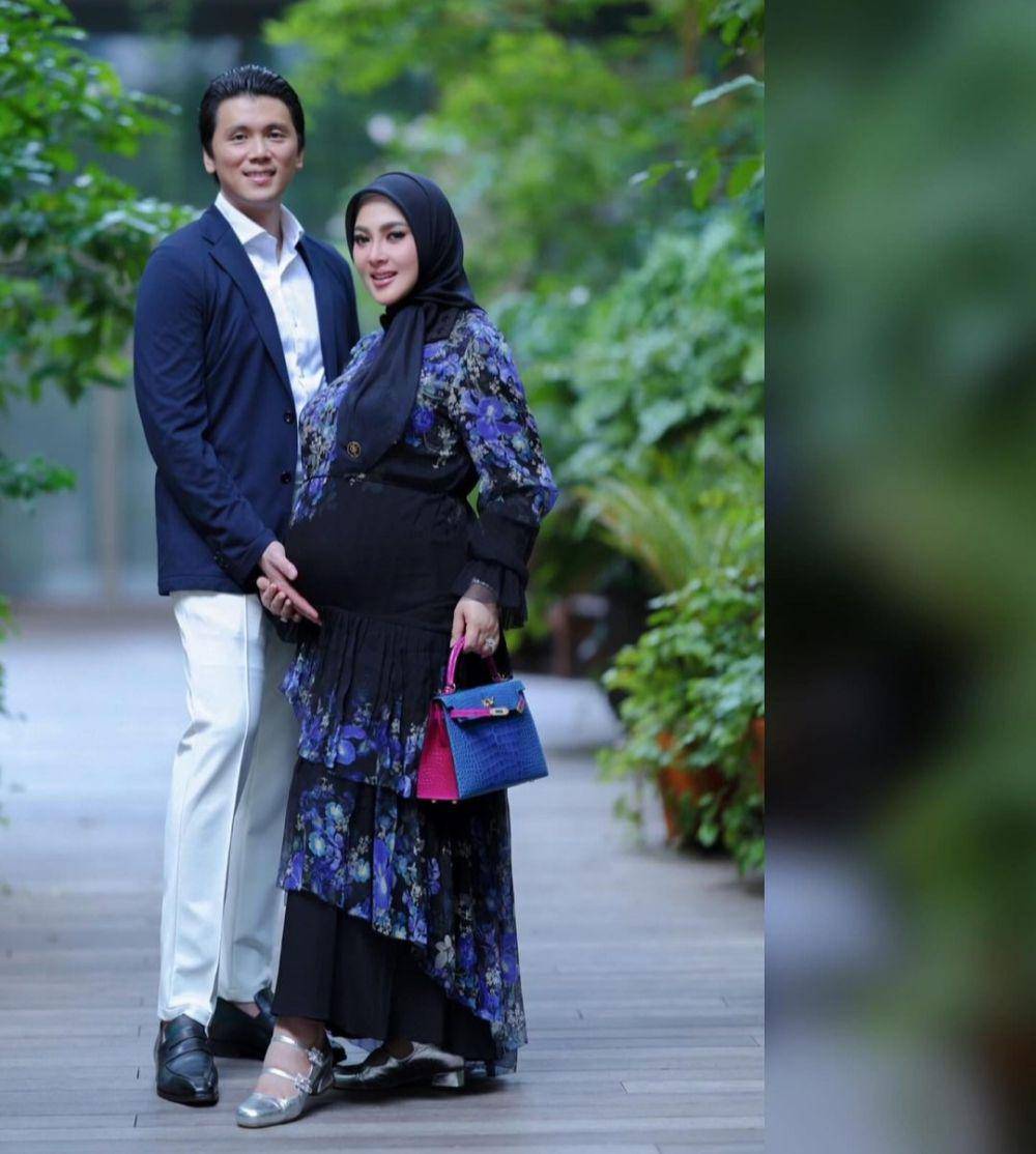 Syahrini dan Reino Barack (instagram.com/princessyahrini)