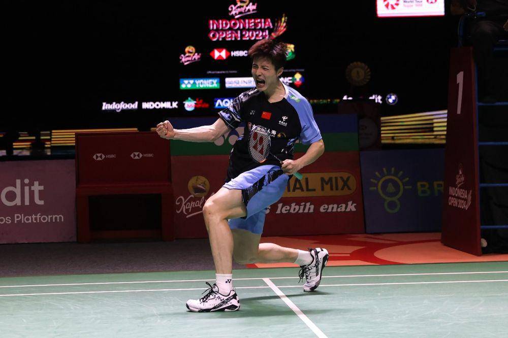 Tunggal putra China, Shi Yu Qi di final Indonesia Open 2024 (dok. PP PBSI)