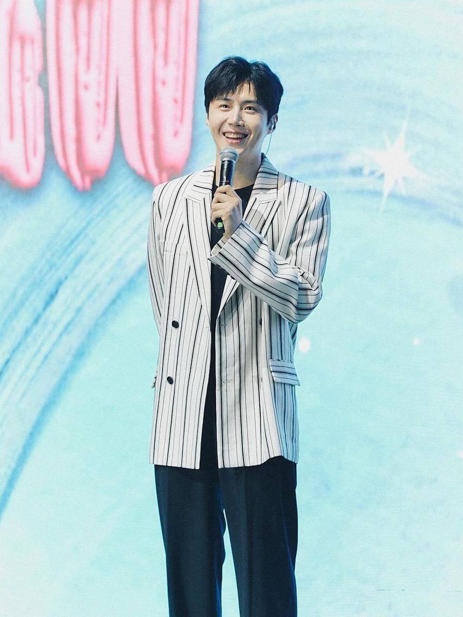 potret Kim Seon Ho (instagram.com/seonho__kim)