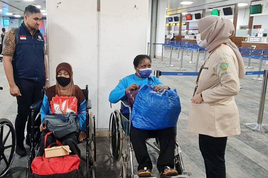Pemulangan TKI rentan dari Malaysia. (dok. Kemlu RI)