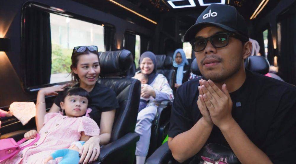 Thariq dan Aaliyah liburan (YouTube.com/Thariq Halilintar)
