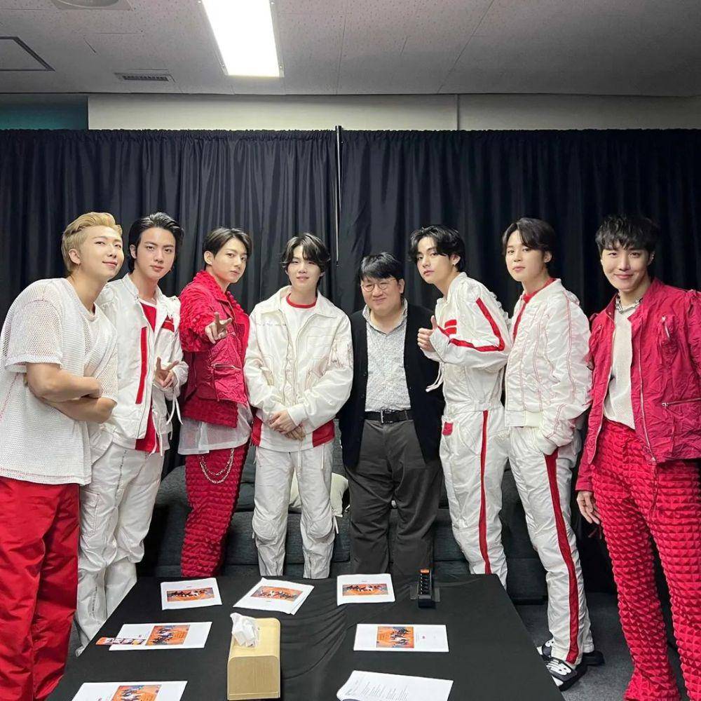 BTS dan Bang Shi Hyuk (instagram.com/hitmanb72)