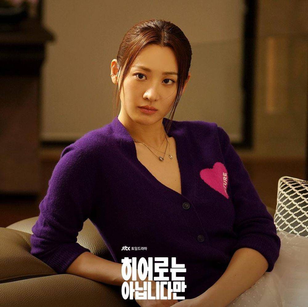 Claudia Kim di drama The Atypical Family (instagram.com/jtbcdrama)