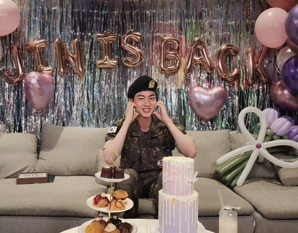 Jin BTS (dok. Weverse)