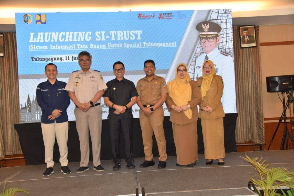 Launching aplikasi Si-Trust milik Dinas PUPR Tulungagung. IDN Times/ Bramanta Pamungkas