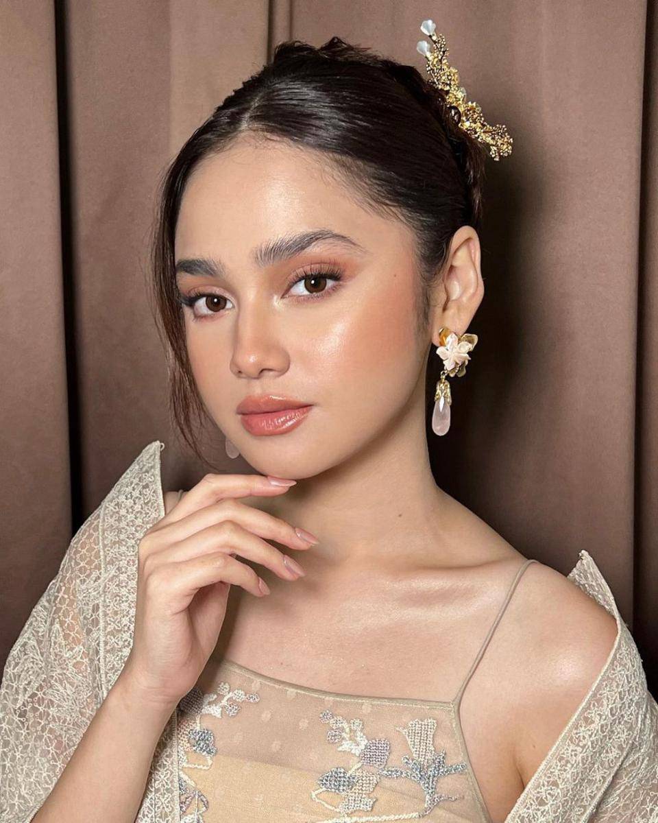 Syifa Hadju (instagram.com/danybarca22)