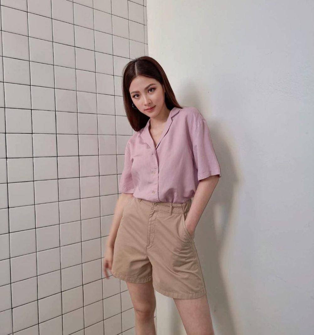 mix and match short pants ala Baifern Pimchanok (instagram.com/baifernbah)