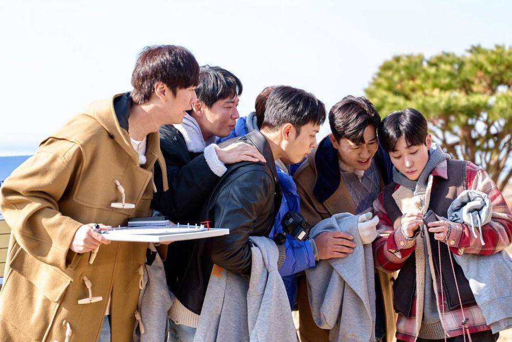 cuplikan variety show KBS2, 2 Days & 1 Night Season 4 (instagram.com/kbs_unicorn)