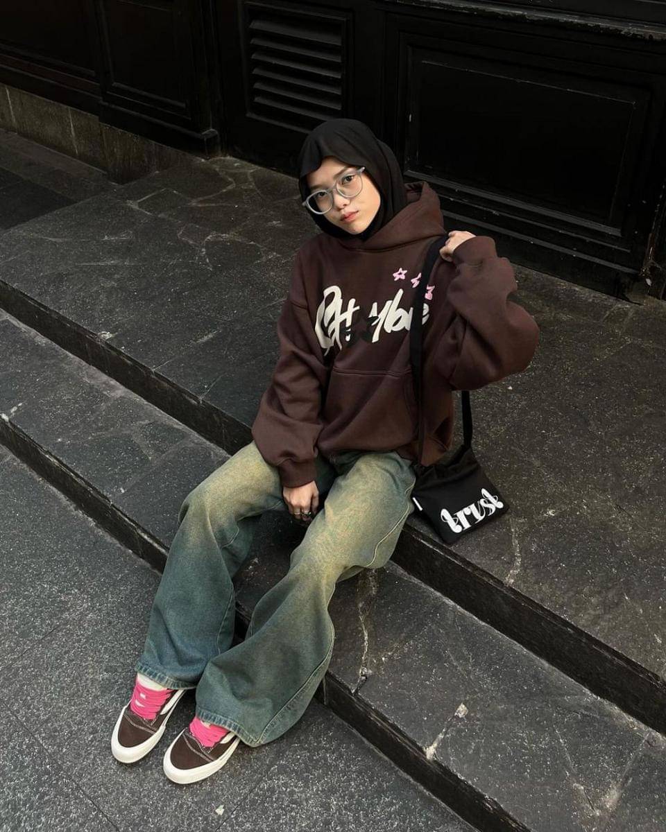 Zhafira (instagram.com/zhafira_nz)
