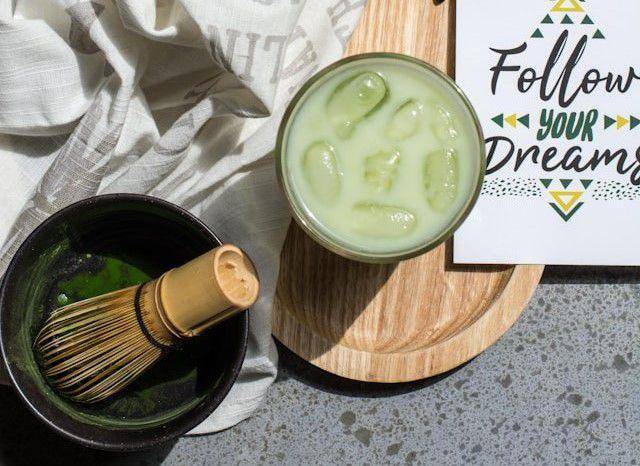 ilustrasi matcha (unsplash.com/Alice Pasqual)
