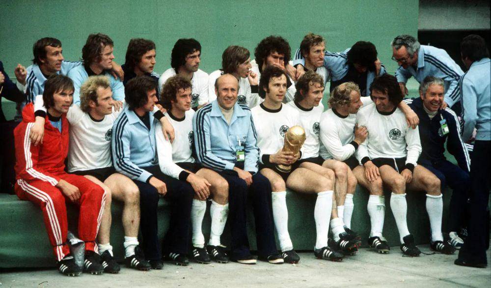 Jerman Barat menjadi juara Piala Dunia 1974. (fifa.com)