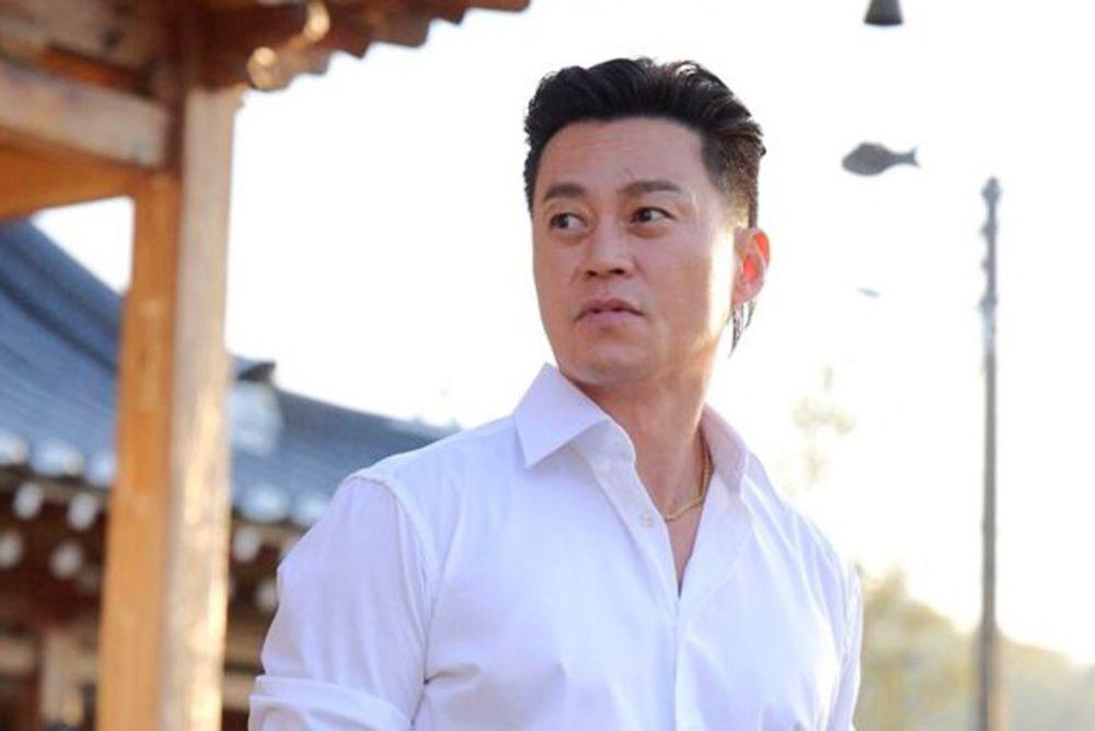 12 Sikap Peduli Kim Deuk Pal di High School Return of a Gangster