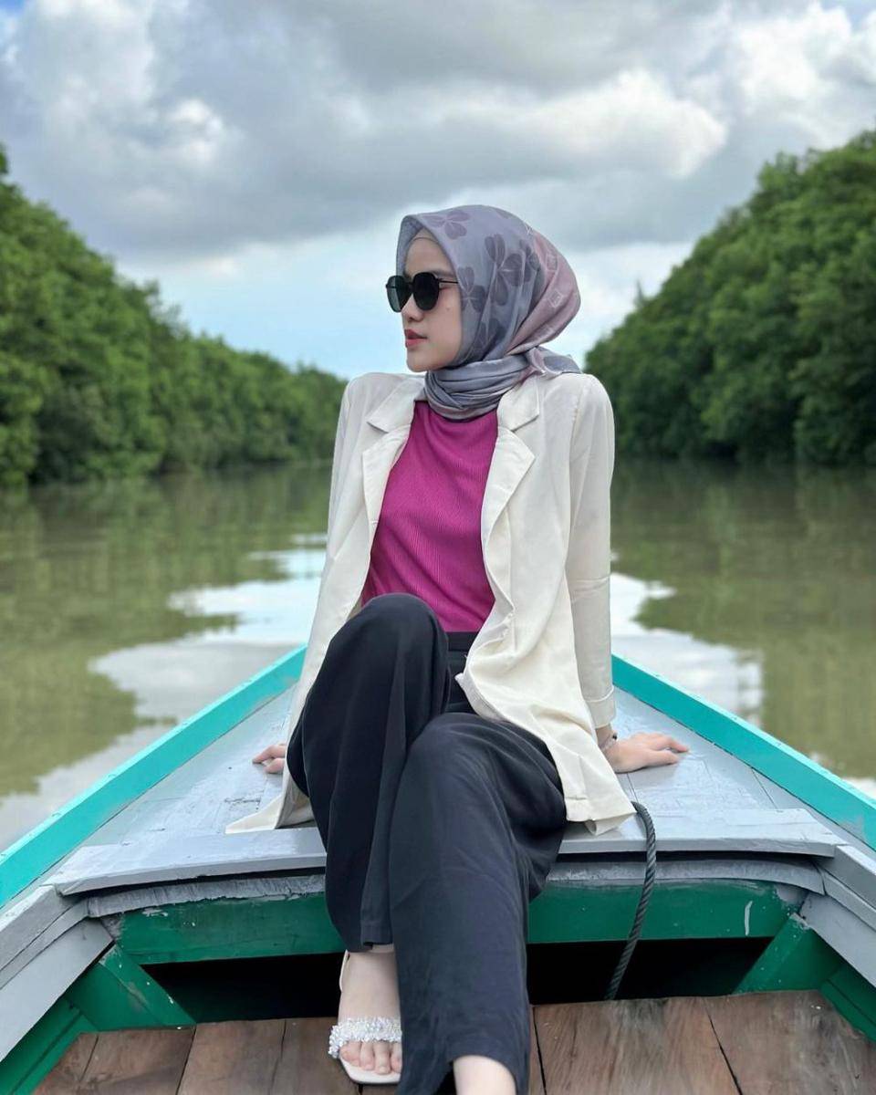 holiday outfit Uty Bonita (instagram.com/utybonita/)