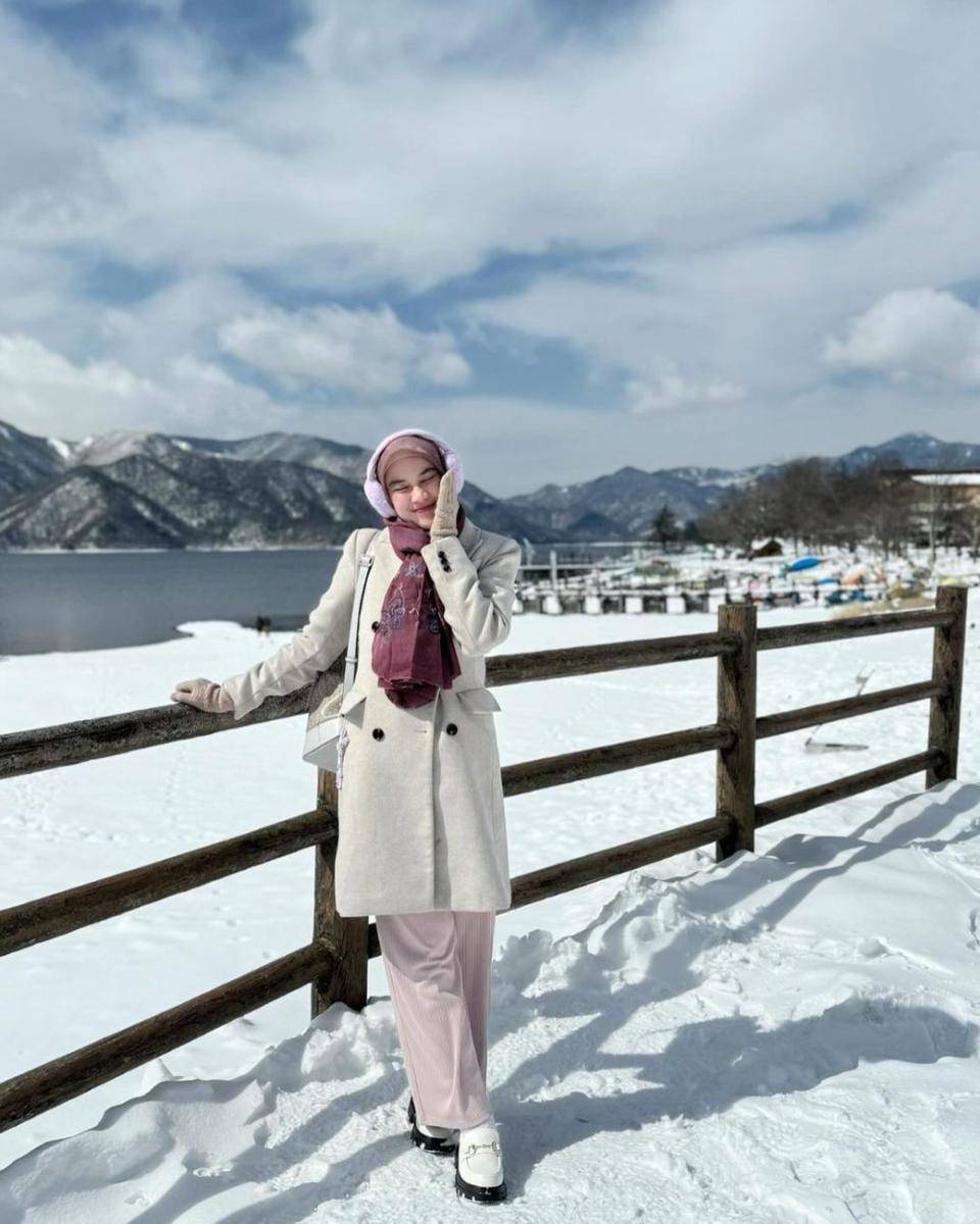 holiday outfit Uty Bonita (instagram.com/utybonita/)