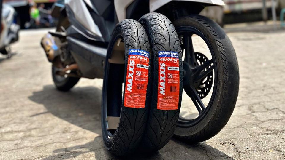 5 Risiko jika Arah Ban Motor Dipasang Terbalik, Bahaya!