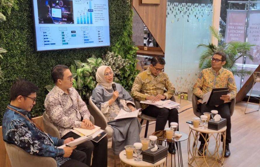 Media Briefing: Perkembangan Kebijakan Ekonomi Digital, Ketenagakerjaan, dan UMKM di Jakarta, Rabu (12/6/2024) (Dok ANTARA)
