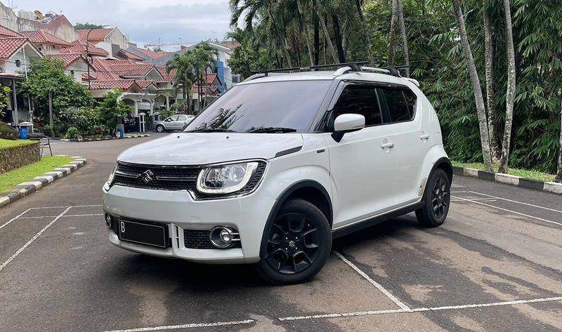 Suzuki Ignis (instagram.com/pesonamobil)