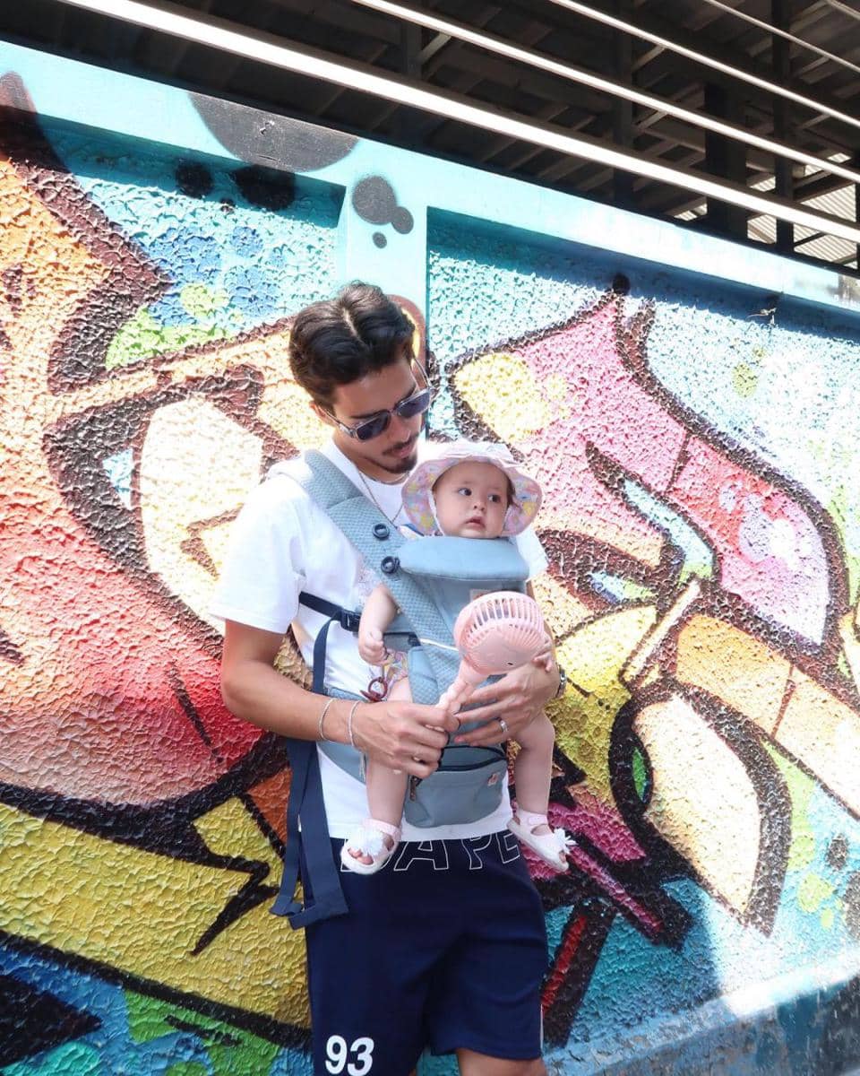 Keluarga Jennifer Coppen dan Dali Wassink (Instagram.com/dali.wassink)