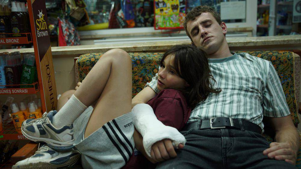 cuplikan film Aftersun (dok. A24/Aftersun)